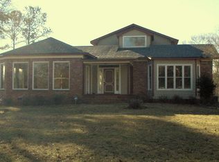 Will Ave, Phenix city, AL 36869