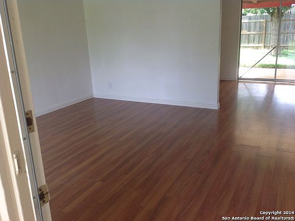 4th image of 6731 Crosswell St