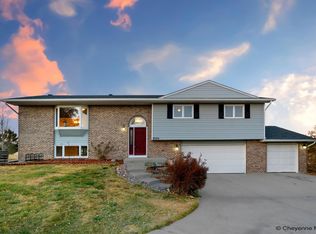 2124 E Riding Club Rd, Cheyenne, WY 82009