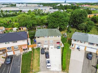 7691 Wildfern Dr, Mississauga, ON L4T 3P8