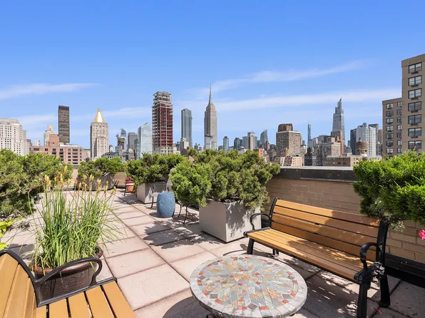 245 East 25th Street image 11 of 13