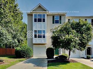 5051 Neuse Commons Ln, Raleigh, NC 27616