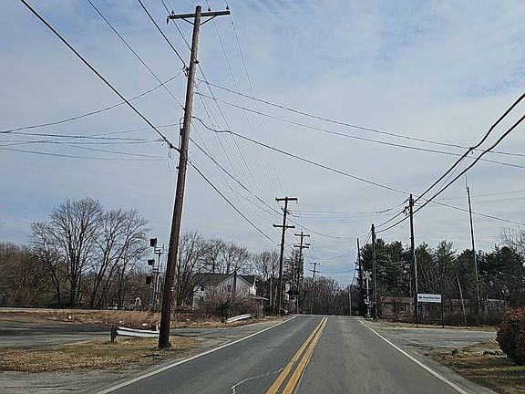 5th image of 695 Elk Mills Rd