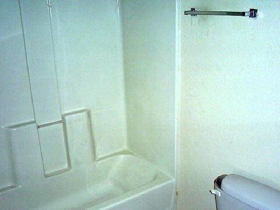3rd image of 117 Brixton Cir
