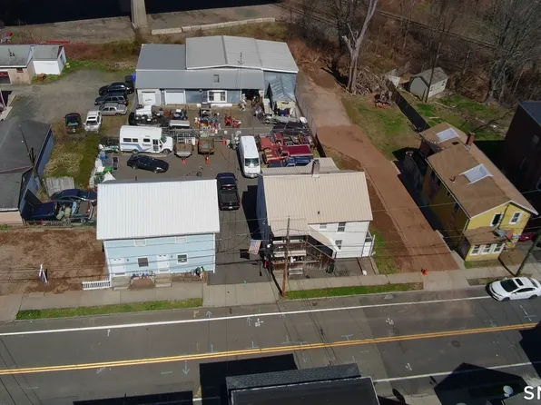 Portland Street, Middletown, CT 06457