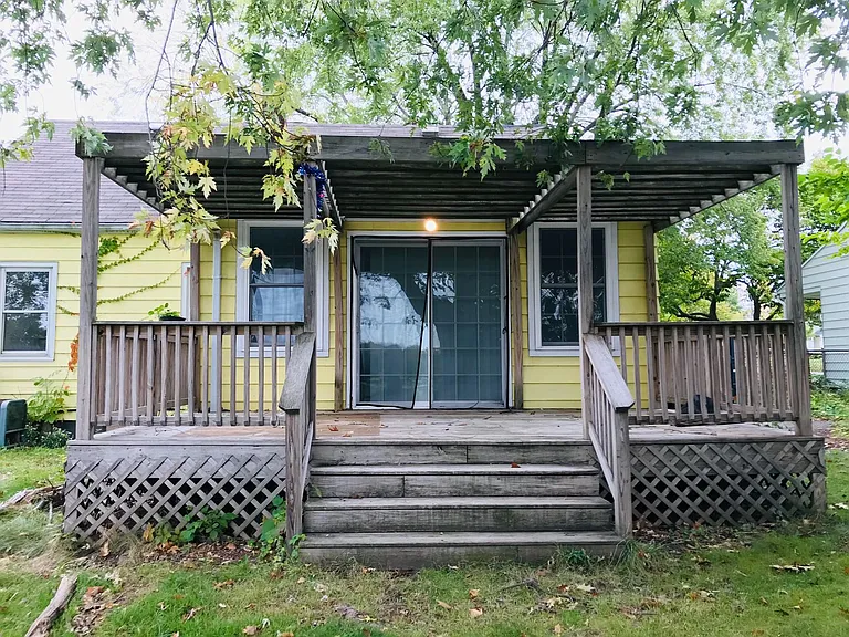 266 Hoover Dr — Photo 26