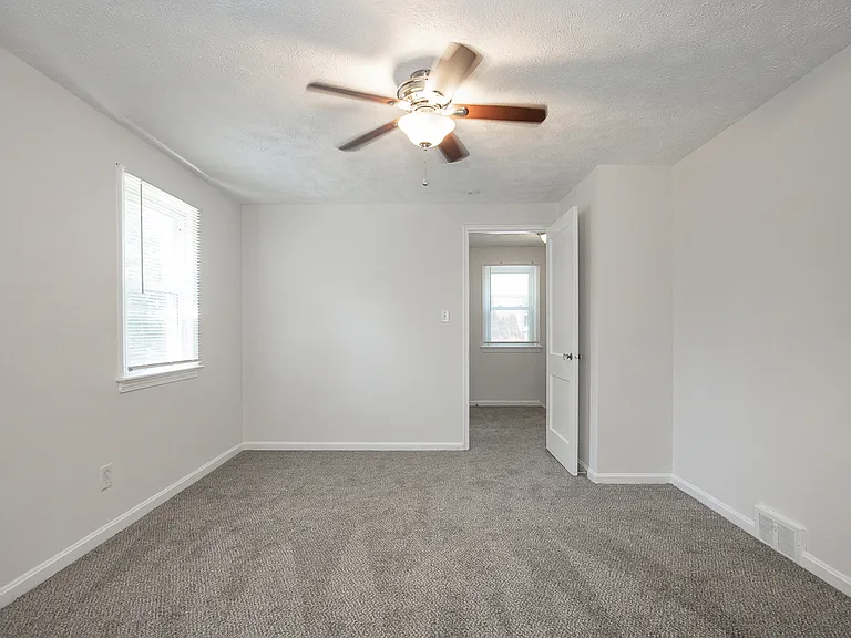 21350 Priday Ave — Photo 14