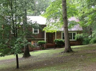 12712 Old Chestnut Cir, Midlothian, VA 23112