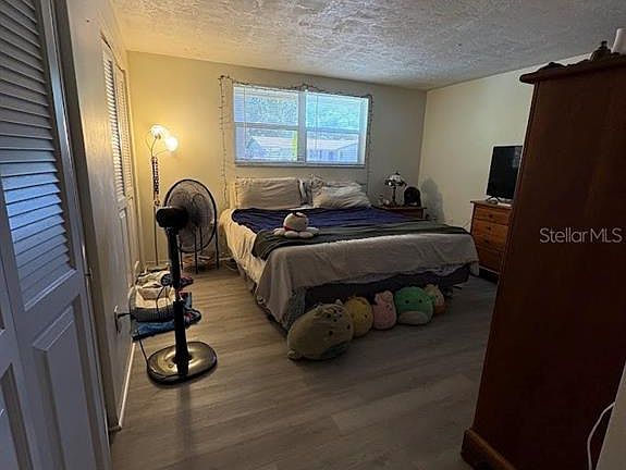 5th image of 8220 Fox Hollow Dr