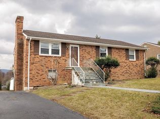 1620 Fir St, Waynesboro, VA 22980