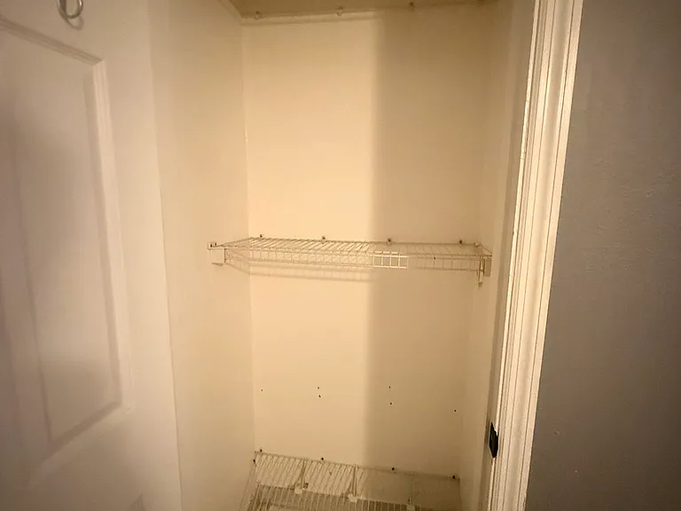4512 Kilmer Ct — Photo 18