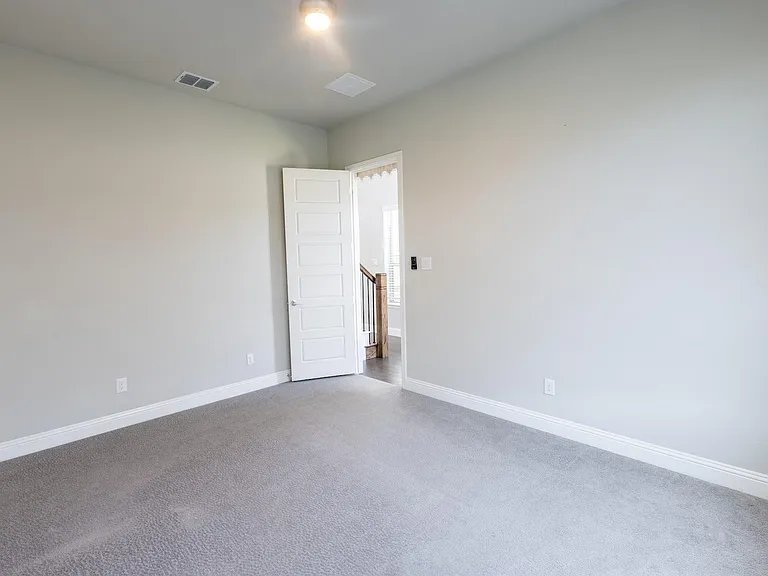 8521 Ottowa Rdg — Photo 15