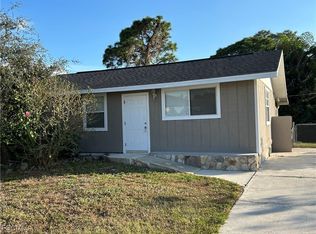 8422 Robin Rd, Fort Myers, FL 33967