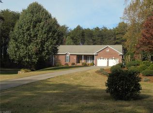 2823 Friedland Church Rd, Winston Salem, NC 27107
