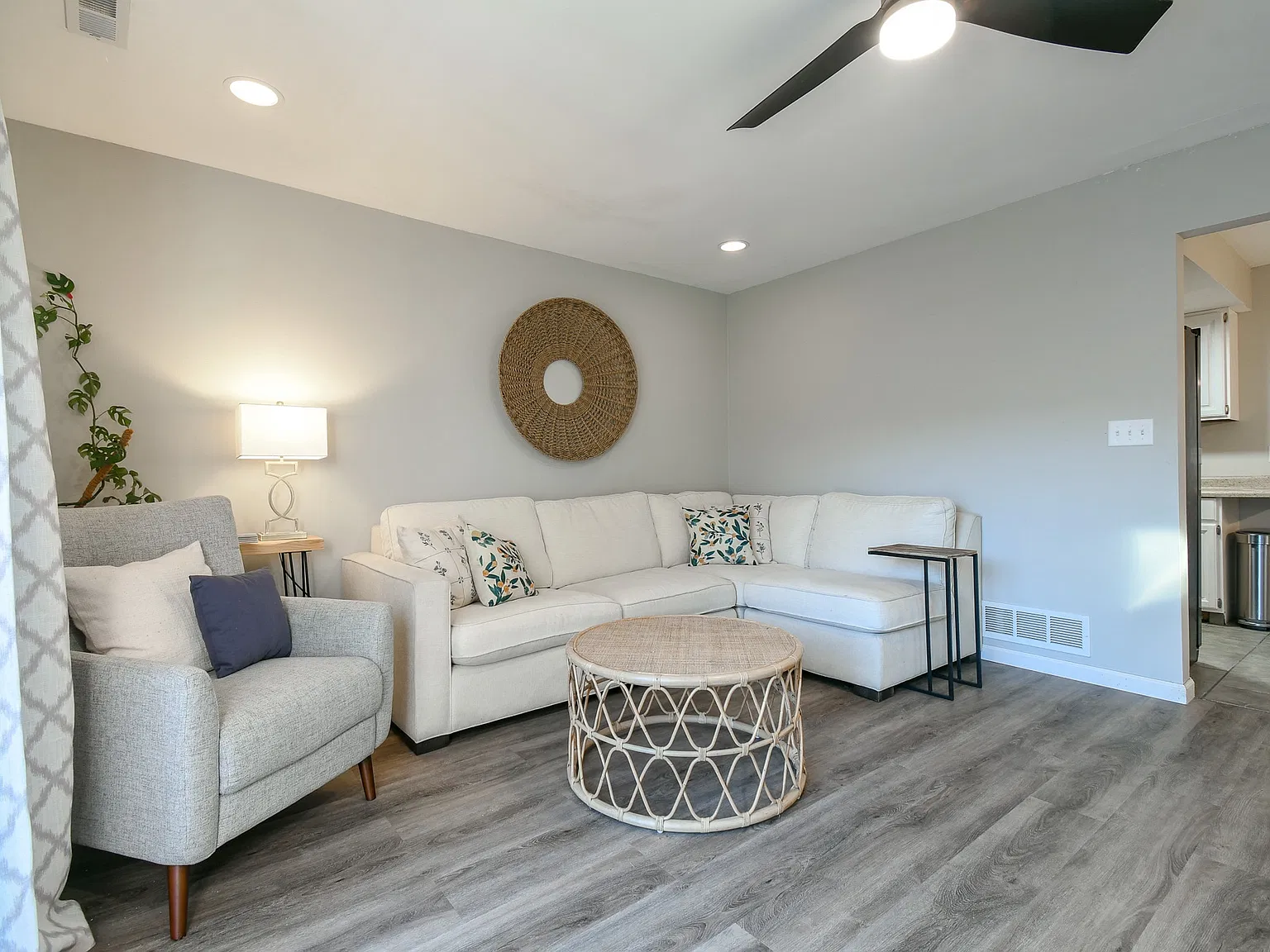 5823 Otoe St — Photo 2