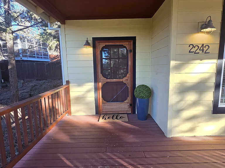 Front porch and door (prior to repaint)