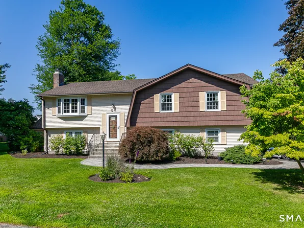 5 Urban Lane, Newington, CT 06111
