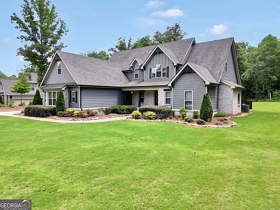 4th image of 131 N Belmont Way