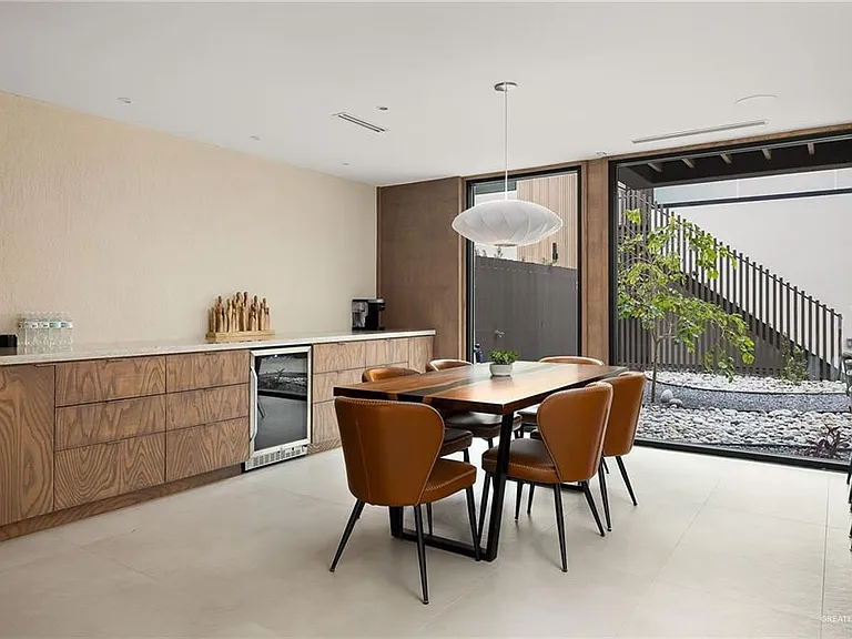 1414 S 7th Ave — Photo 9