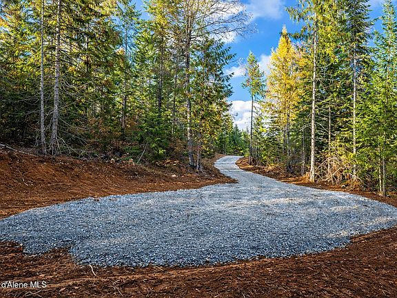 3rd image of 2 Crosswhite Rd