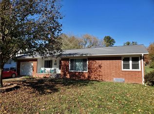 607 Christopher St, Warrensburg, MO 64093