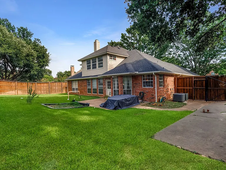 3204 Chaucer Ln — Photo 34