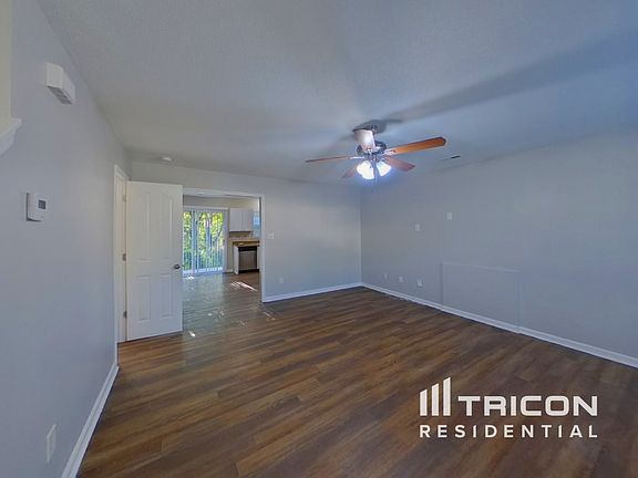 3rd image of 9234 Tiger Lily Ln