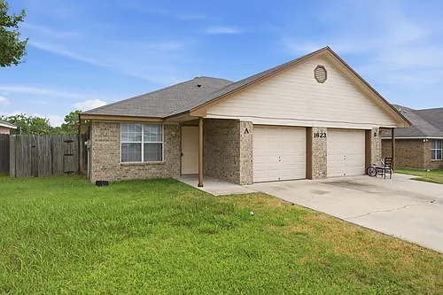 1623 Yuma Trl #A Photo 1 1623 Yuma Trl #A Photo 1