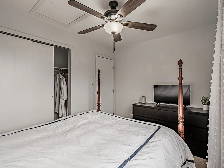 10410 W Jewell Ave #B — Photo 28
