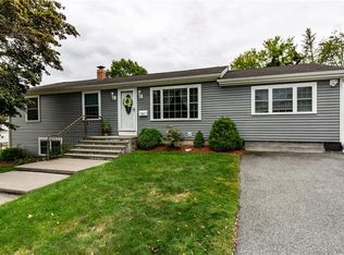 36 Wild Berry Dr, Cranston, RI 02920