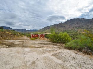 26405 S Buzzard Rd, Congress, AZ 85332