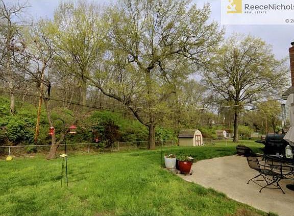 3rd image of 10524 Bridlespur Dr