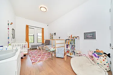 Rented by Living New York