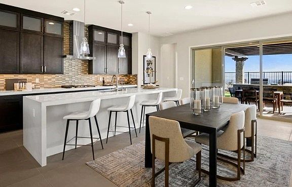 4th image of 385 Faro Di Portofino Ct
