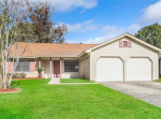 404 W Lake Catahoula Ct, Slidell, LA 70461