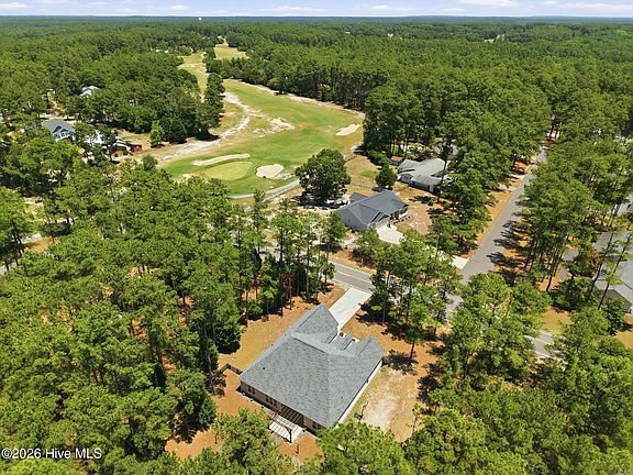 3rd image of 102 Richmond Road