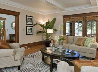 5848 Ocean View Dr, Oakland, CA 94618