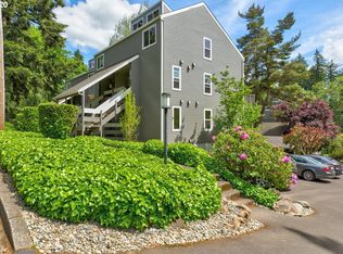 4626 Lower Dr, Lake Oswego, OR 97035