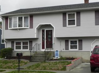 21 Scott Dr, Riverside, RI 02915