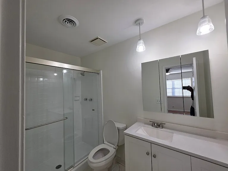 1016 Todd Preis Dr — Photo 17