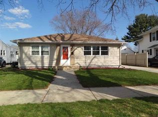 926 Cornelia St, Janesville, WI 53545