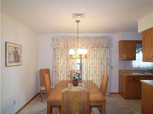 4th image of 870 Oriole Dr