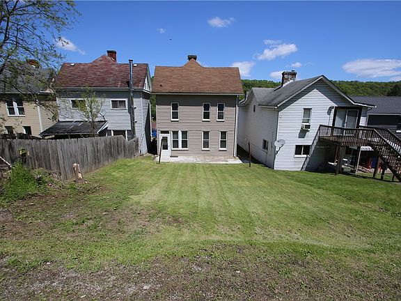 5th image of 180 Morton St