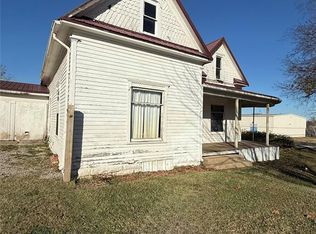 103 W 5th St, Stroud, OK 74079