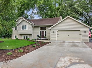 2583 Lost Lake Rd, Mound, MN 55364