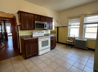 127 Saint Andrew Rd #3A, Boston, MA 02128