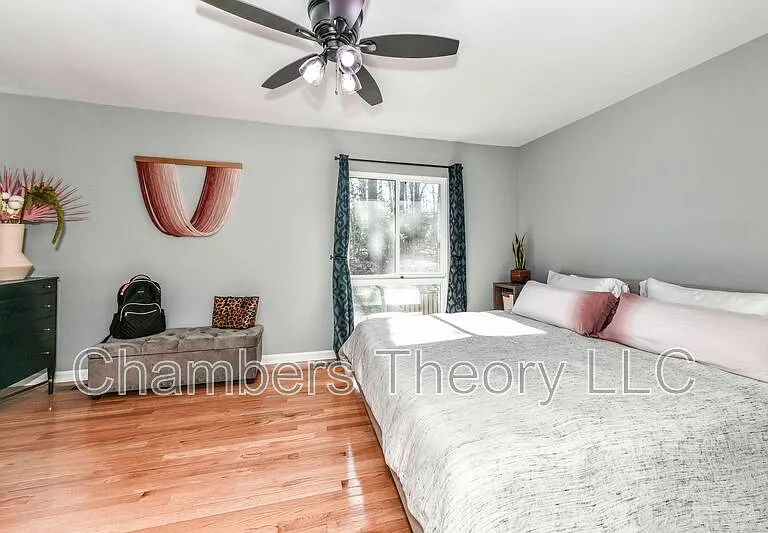 2318 Glade Bank Way — Photo 15