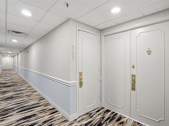 4th image of 6 BELLEVIEW BOULEVARD #705