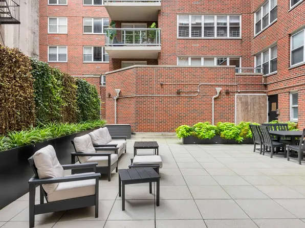 363 East 76th Street image 14 of 16