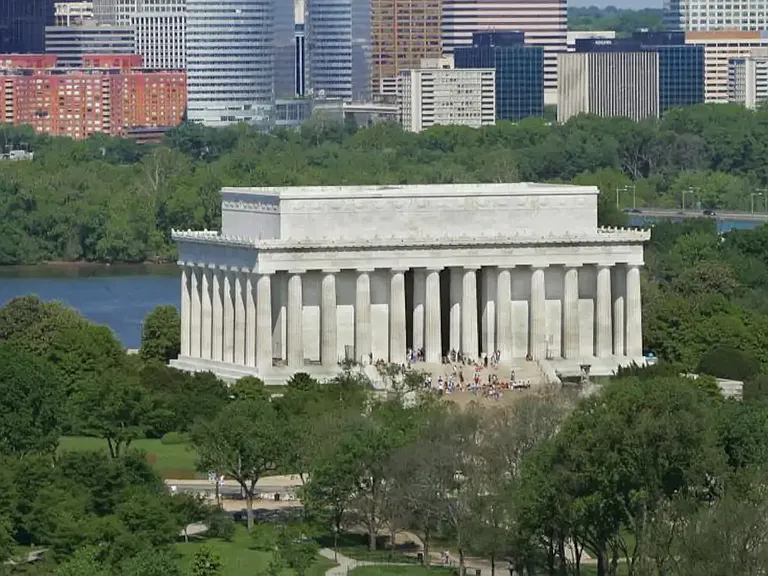 The River Place community overlooks the Lincoln Memorial among other D.C. monuments.